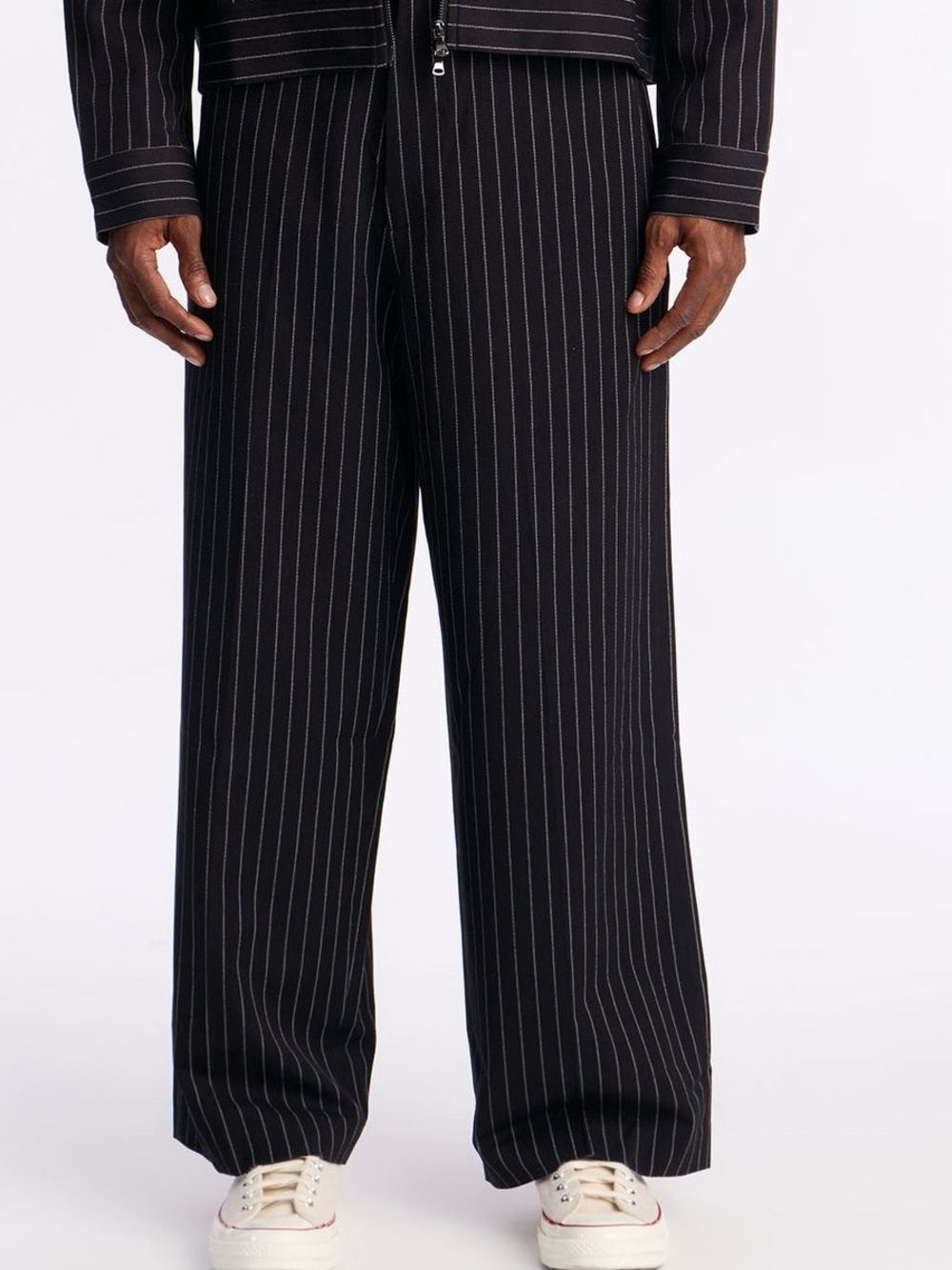 NovaMen Black Pinstripe Wide-Leg Pants with White Stripes. Size M.